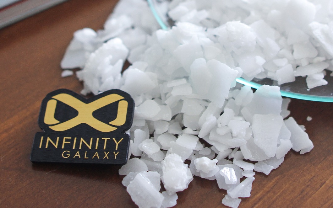 What Are the Types of Caustic Soda? Flakes, Pearl, Liquid - Infinity Galaxy