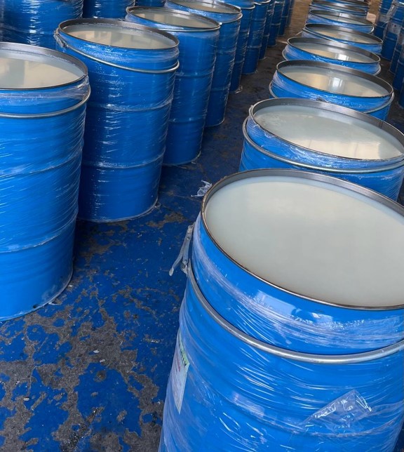 Petroleum Jelly in New steel Drum